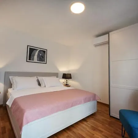 Apartment Oleandar *